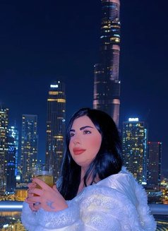 Catherine - escort in Dubai Photo 14 of 14