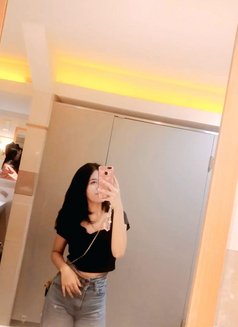 Cathrine - escort in Jakarta Photo 3 of 10