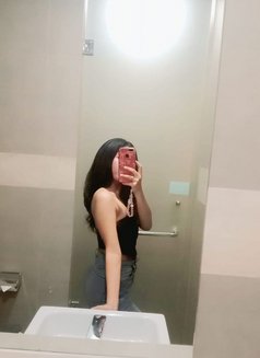 Cathrine - escort in Jakarta Photo 4 of 10