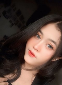 Cathrine - escort in Jakarta Photo 5 of 10