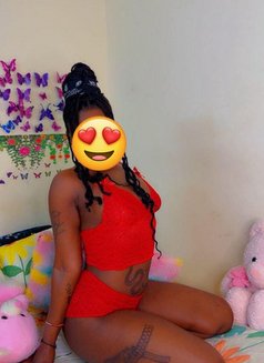 Cathy Hot Babe - puta in Pune Photo 1 of 8