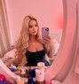Cathy - escort in Riyadh Photo 1 of 7
