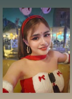 Cathy - escort in Gurgaon Photo 2 of 17