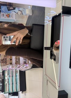 Catriona - masseuse in Phuket Photo 13 of 17