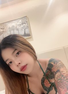 Catty New Young Girl From Thailand 🇹🇭 - puta in Riyadh Photo 5 of 8