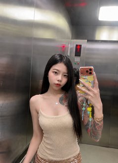 Catty New Young Girl From Thailand 🇹🇭 - puta in Riyadh Photo 9 of 9