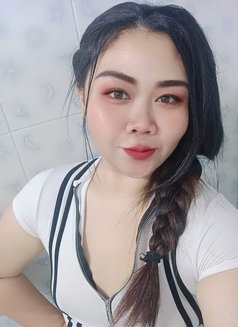 Full service - puta in Bangkok Photo 3 of 12