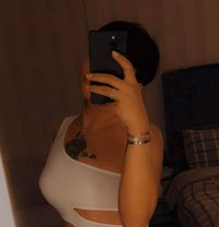 Cattyعرب - Transsexual escort in Dubai