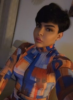 Cattyعرب - Transsexual escort in Dubai Photo 8 of 12
