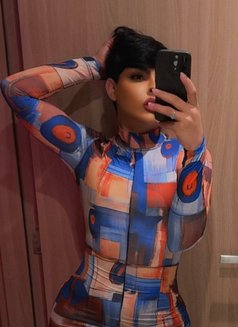 Cattyعرب - Transsexual escort in Dubai Photo 9 of 12