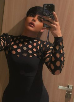 Cattyعرب - Transsexual escort in Dubai Photo 11 of 12