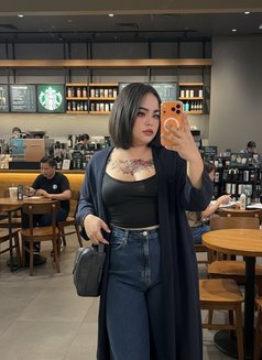 Catty - masseuse in Al Manama Photo 10 of 12