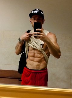 Caucasian, Athletic, Mature | Big Cut - Acompañantes masculino in Bangkok Photo 3 of 3