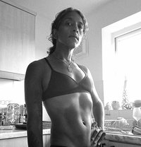 Caymandrogyne - Acompañantes transexual in Riga