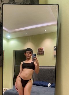 CC Femboy bottom New in Riyadh - Transsexual escort in Riyadh Photo 9 of 13