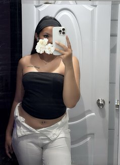 CC No Anal - puta in Phuket Photo 2 of 9