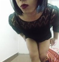 Bombshell - Transsexual escort in Guwahati