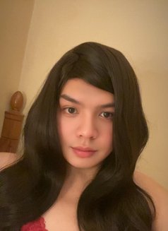 CD LucyPearl - Transsexual escort in Hong Kong Photo 21 of 22