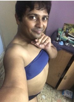 Anisha Crossdresser - Intérprete transexual de adultos in Kolkata Photo 4 of 22