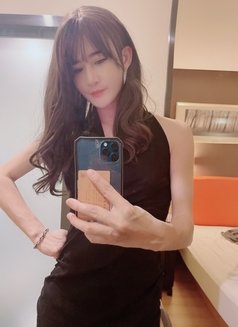 CD18CM - Transsexual escort in Guangzhou Photo 6 of 7