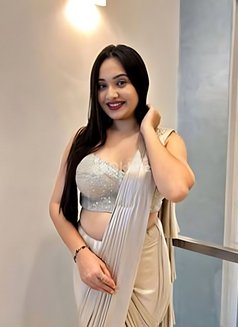 i am Kaviya Call-Girl-Punjabi Hot Models - Agencia de putas in Chandigarh Photo 1 of 3