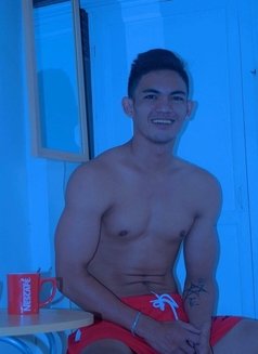 Cebuano Daks - masseur in Manila Photo 2 of 7