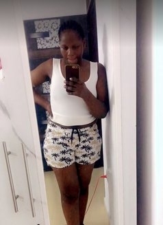 Cecy - escort in Mombasa Photo 8 of 15