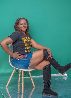 Cecy - escort in Mombasa Photo 11 of 15