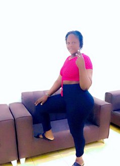 Cecy - escort in Mombasa Photo 13 of 15