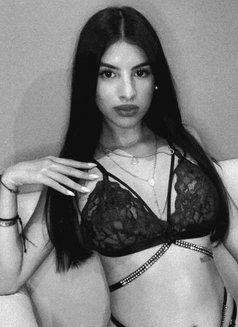 Cedie in town - escort in Hong Kong Photo 8 of 10