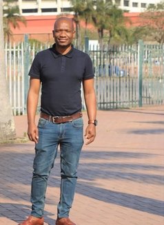 Cedric - Male escort in Durban Photo 3 of 3