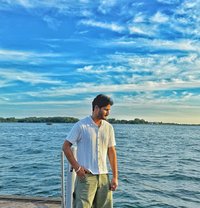 Cee Jay - Male escort in Toronto