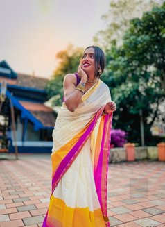 Celeb Mallu Shemale Direct&Video Service - Transsexual escort in Kochi Photo 6 of 7