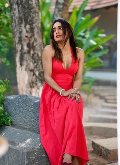 Celeb Mallu Shemale Direct&Video Service - Acompañantes transexual in Kochi Photo 6 of 8