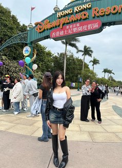 Celene - escort in Hong Kong Photo 3 of 9