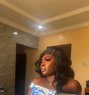 Celess - Acompañantes transexual in Lagos, Nigeria Photo 6 of 10