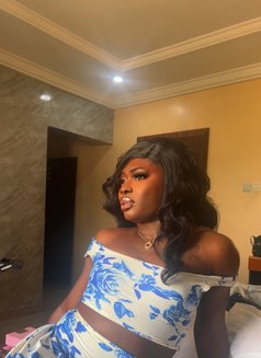 Celess - Acompañantes transexual in Lagos, Nigeria Photo 6 of 10