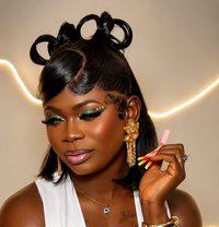 Celess - Acompañantes transexual in Kumasi