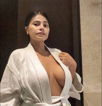 Celeste PREMIUM EXPERIENCE - escort in Makati City