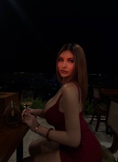celeste 🇪🇸🇵🇭 - Transsexual escort in Manila Photo 2 of 18