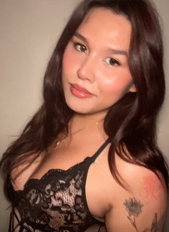 Celestine_bottom - Acompañantes transexual in Makati City Photo 8 of 23