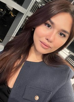 Celestine_bottom - Acompañantes transexual in Makati City Photo 3 of 23