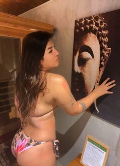 Celestine_bottom - Acompañantes transexual in Makati City Photo 7 of 23