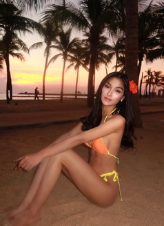 Celestine Tight pussy just arrived - escort in Tokyo Photo 15 of 18