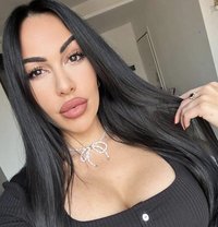 Celia - escort in Doha