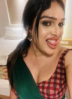 Gorgeous Top /Bottom Ts Hima Menon mallu - Transsexual escort in Kochi Photo 2 of 20