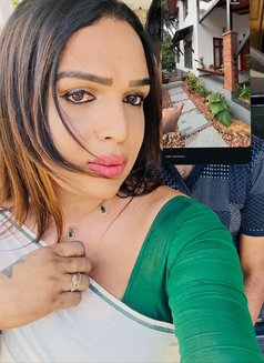 Gorgeous Top /Bottom Ts Hima Menon mallu - Transsexual escort in Kochi Photo 15 of 20