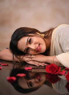 Gorgeous Top /Bottom Ts Hima Menon mallu - Transsexual escort in Kochi Photo 17 of 20