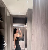 Celin available tonight - puta in Kuala Lumpur Photo 1 of 5