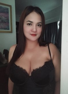 Celina - escort in Kuala Lumpur Photo 1 of 4